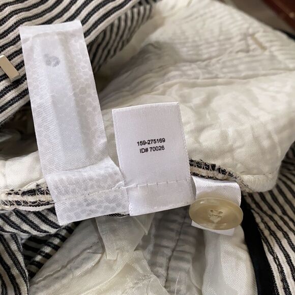 Loft Seersucker Cropped Stripe Capri Pants Navy 8P - Picture 10 of 11